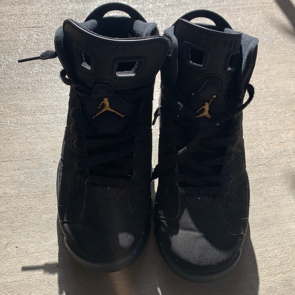 Youth size 5.5 Jordan’s